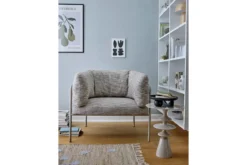 Beistelltisch Avero – Skulpturales Design in hellem Beigeton