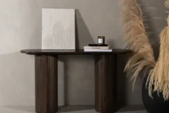 Beistelltisch Lina – in drei Farben mit Rippendetails