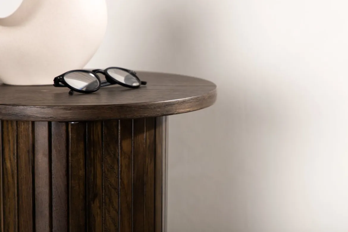 Beistelltisch Nala – modernes Design mit Rippendetails