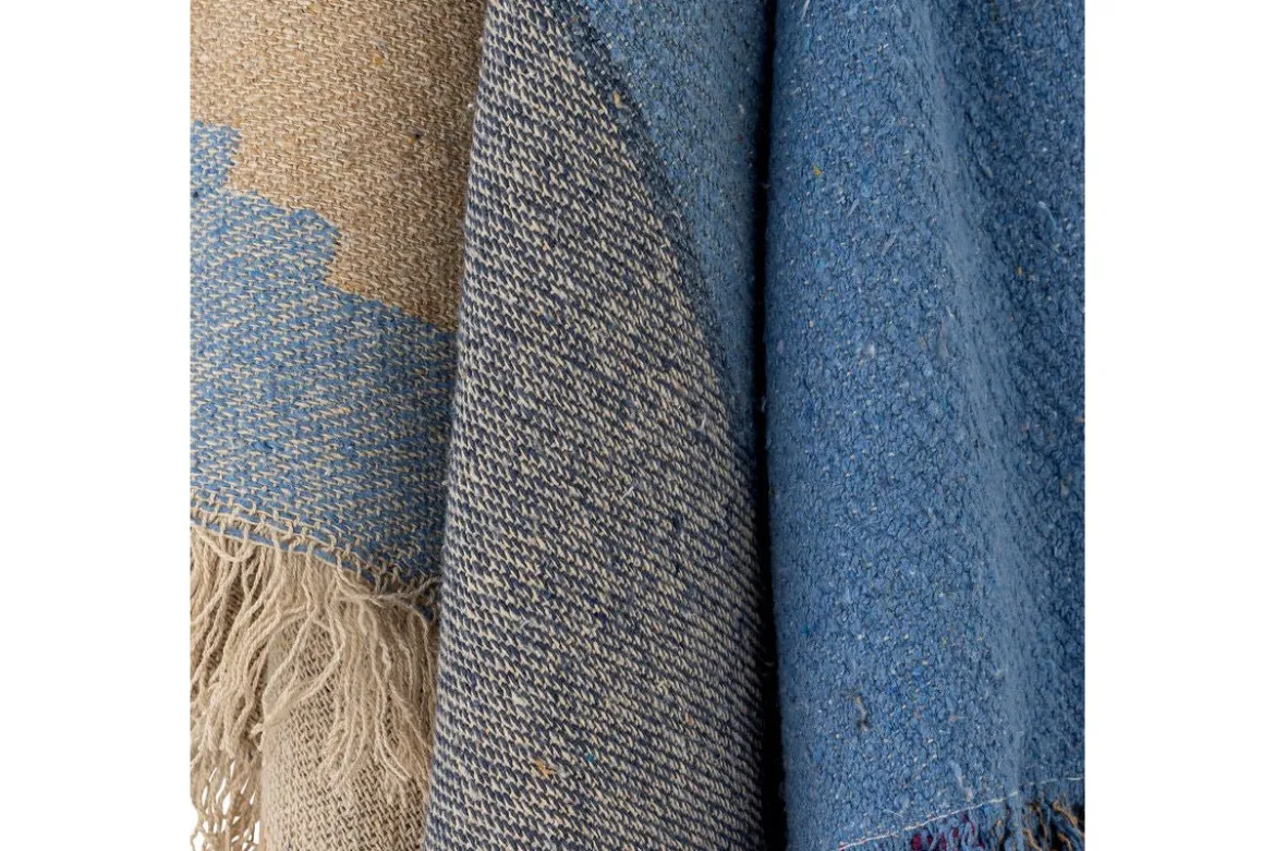 Überwurfdecke Mijal - Blau, aus recycelter Baumwolle