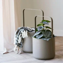 Blumentopf „Arvion“ – 2er-Set aus braunem Stahl