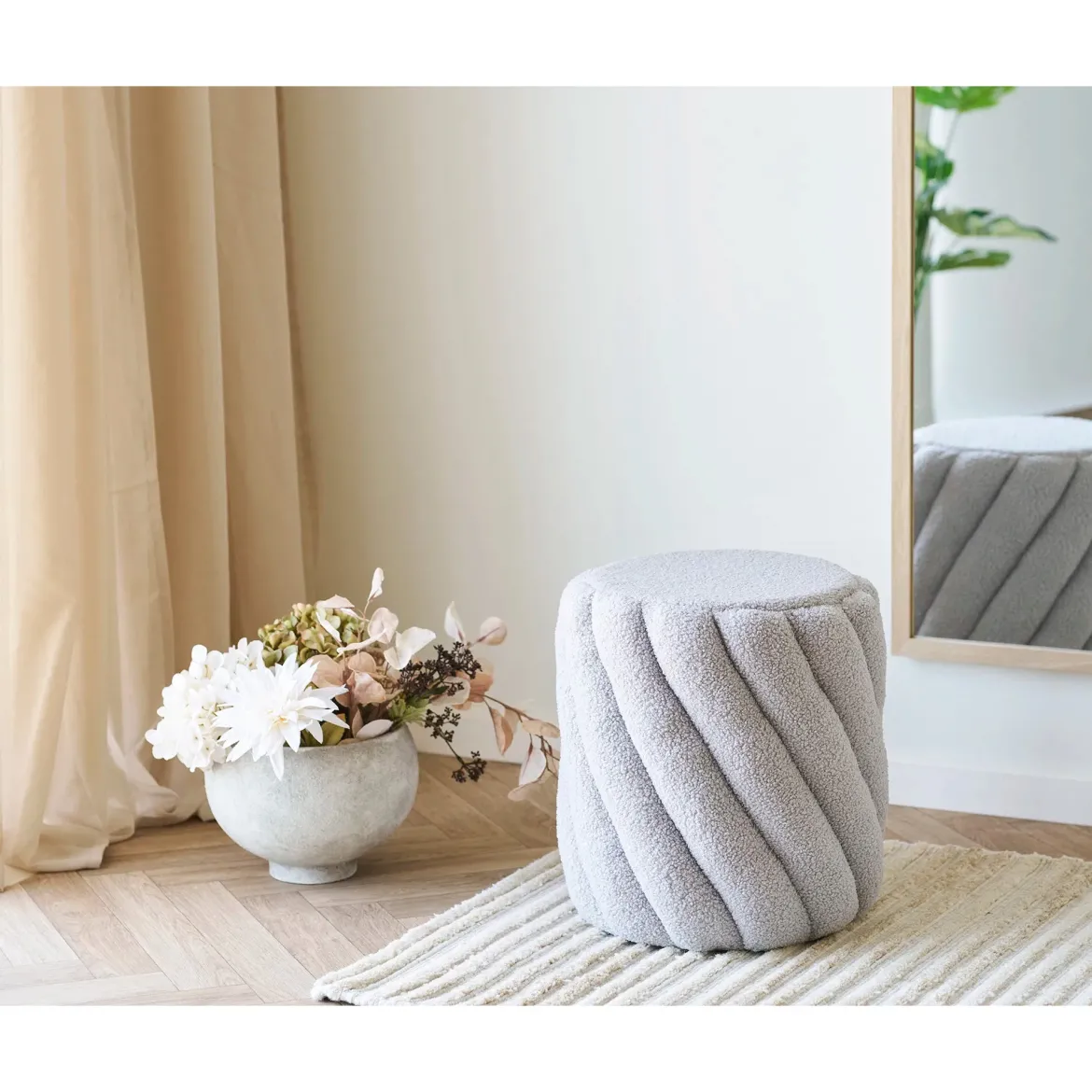 Blumentopf „Silvano“ – Graues Keramik-Design