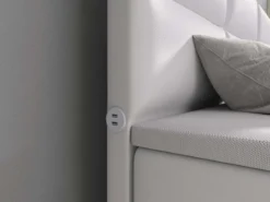 Boxspringbett Carre mit USB-Anschluss