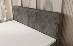Boxspringbett Elara mit Schwebeoptik in Cord