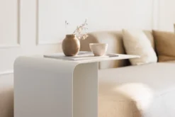 Couchtisch/Beistelltisch Cosmo – Pulverbeschichtetes Metall in modernem Design