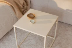 Couchtisch/Beistelltisch Soli X – Minimalistisches Design aus Stahlblech & Metall