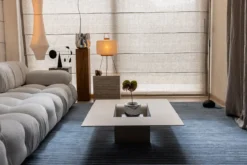 Couchtisch Cut – Minimalistisches Stahl-Design mit kreativer Öffnung