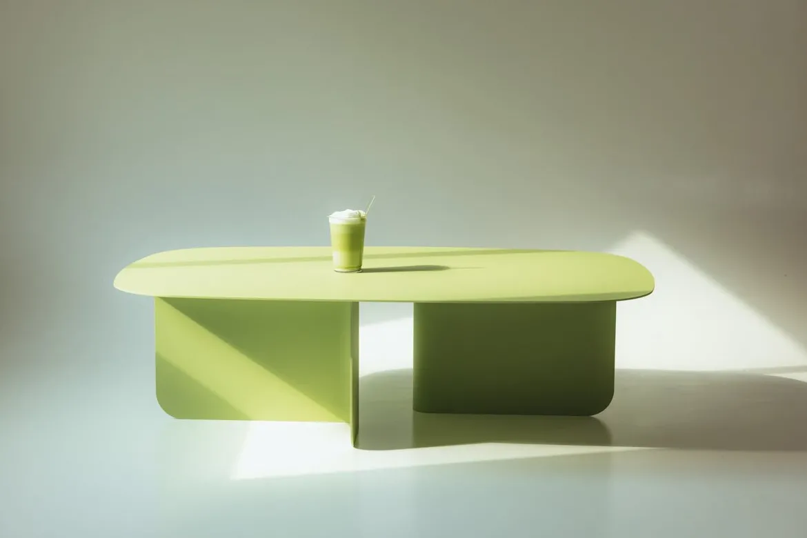 Couchtisch Livia – Japandi Design aus pulverbeschichtetem Blech