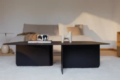 Couchtisch Livia – Japandi Design aus pulverbeschichtetem Blech