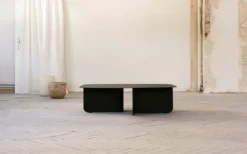 Couchtisch Livia – Japandi Design aus pulverbeschichtetem Blech
