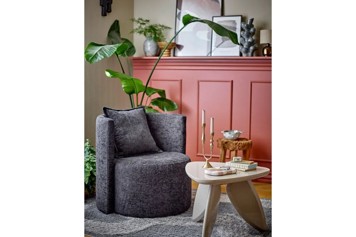 Couchtisch Lux – Skulpturales Design in Naturton