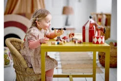 Dekofigur Rafi - Zirkuspferd aus Holz für Kinderzimmer & Geburtstag