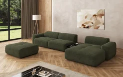 Designer Ecksofa Calm mit Beistellhocker und Beistelltisch in Bouclé