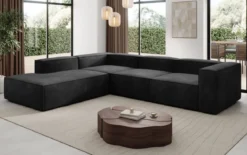 Designer Ecksofa Lesley mit langer Ottomane in Samt