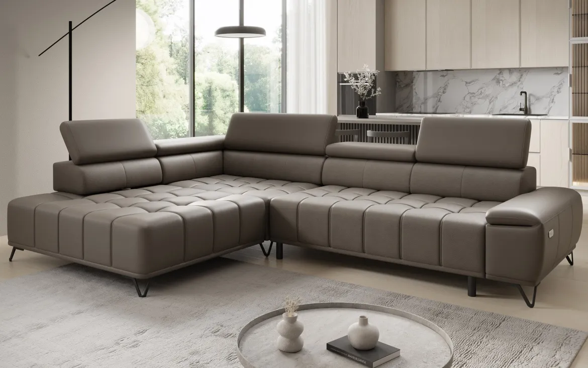 Designer Ecksofa Selora mit elektrischer Schlaffunktion und verstellbarerer Rückenlehne in Echtleder