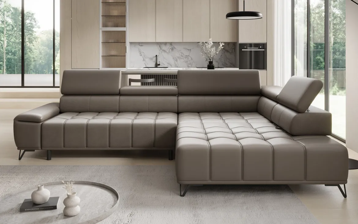 Designer Ecksofa Selora mit elektrischer Schlaffunktion und verstellbarerer Rückenlehne in Echtleder