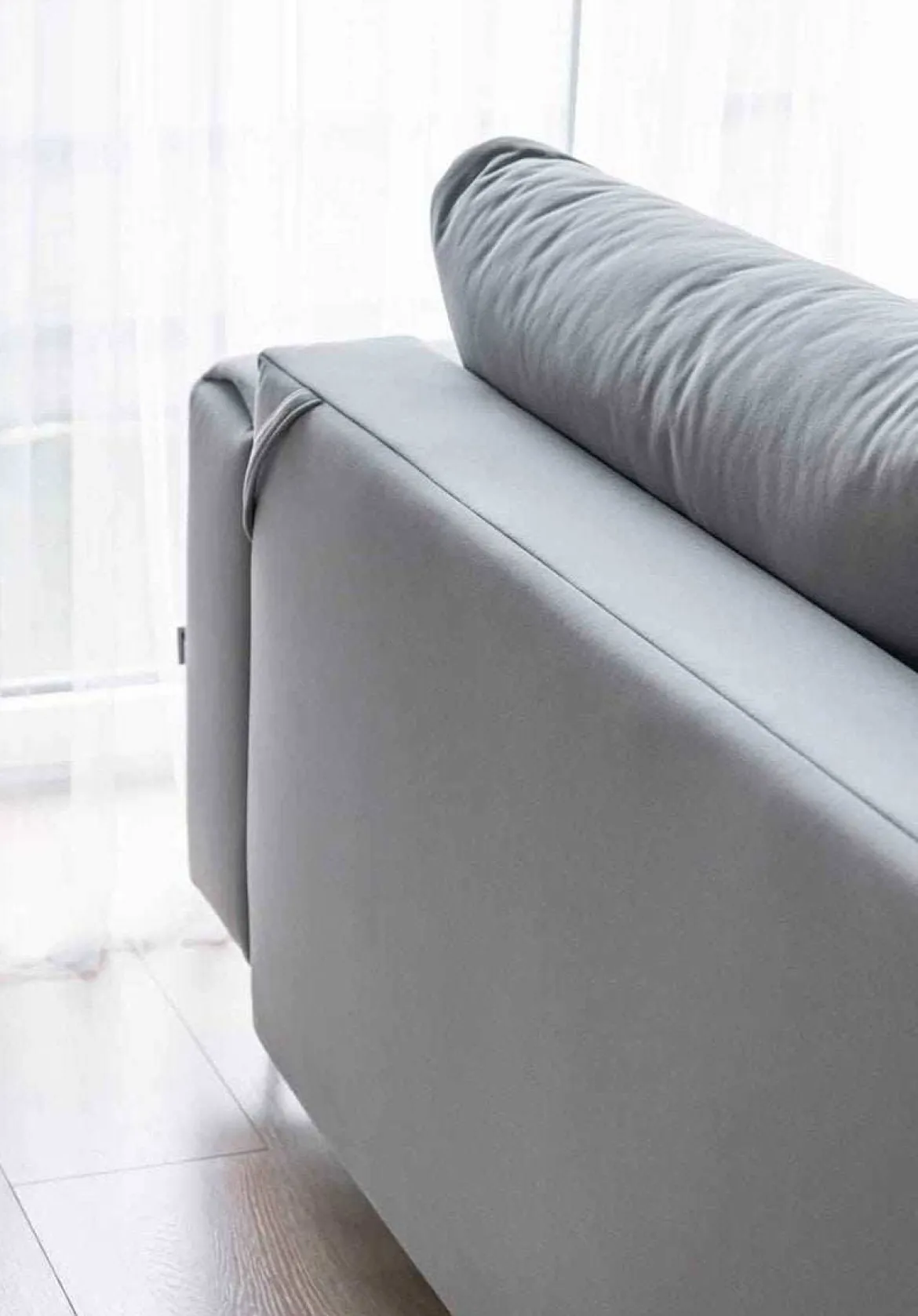 Designer 3er Sofa Diana mit Schlaffunktion und Stauraum