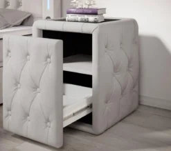 Designer Nachttisch Josy in Samt