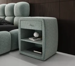Designer Nachttisch Lilly mit USB Anschluss in Strukturstoff