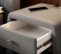 Designer Nachttisch Tavira mit USB (Kunstleder)