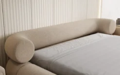Designer Polsterbett Mochi in Teddy Bouclé mit Stauraum