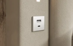 Designer Polsterbett Relina inkl. RGB, USB und Stauraum