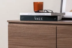 Designer TV-Lowboard Modano – Schwarz matt oder Walnussoptik