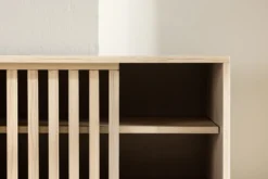 Designer TV-Lowboard Valero 180 cm MDF – Matt, mit Lamellenfront