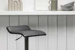 2er Set - Barhocker Johanna verchromt mit schwarzem Sitz