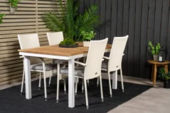 2er Set - Gartenstuhl Alwa - ein weißer aus Rattan gefertigter Stuhl
