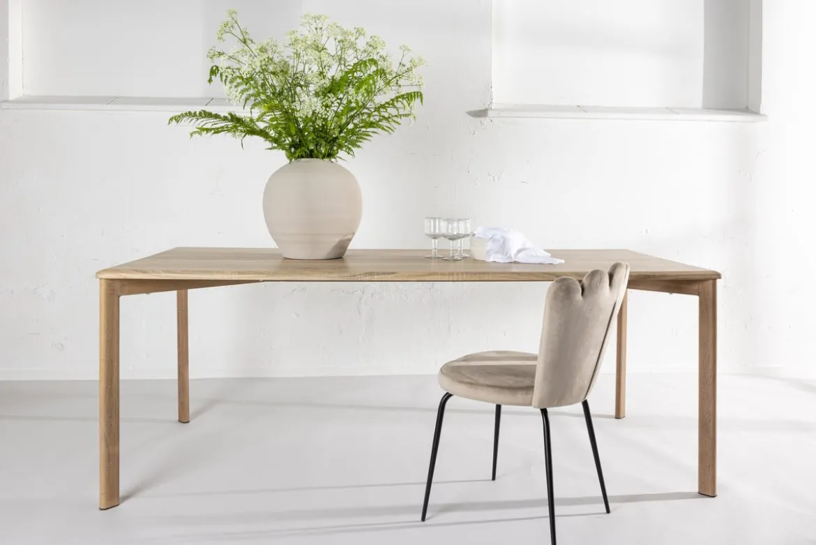 Esstisch Ahi - im rustikalen Charme mit elegantem Look