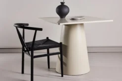 Esstisch Cubo – Quadratischer Design-Esstisch 80x80 cm in Beige