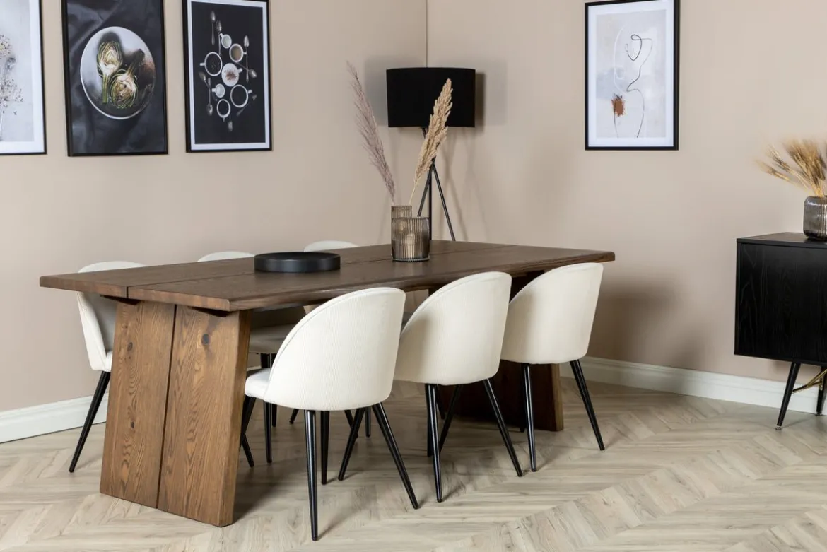 Esstisch Kaiora - vereint Robustheit mit eleganter Optik