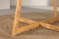 Esstisch Manaia - der perfekte Tisch für kleine Räume mit großem Stil