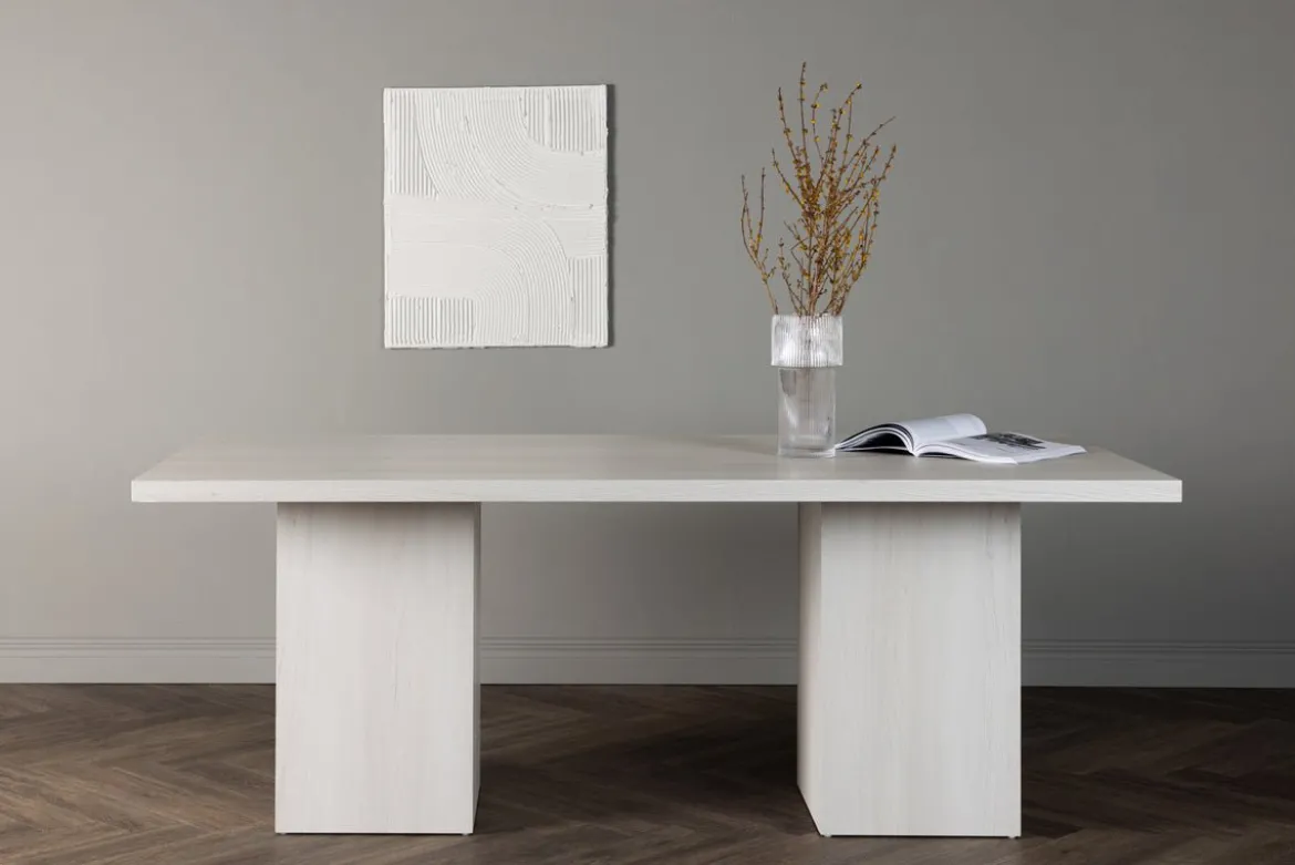 Esstisch Marama - im skandinavischen, klaren und minimalistischen Design