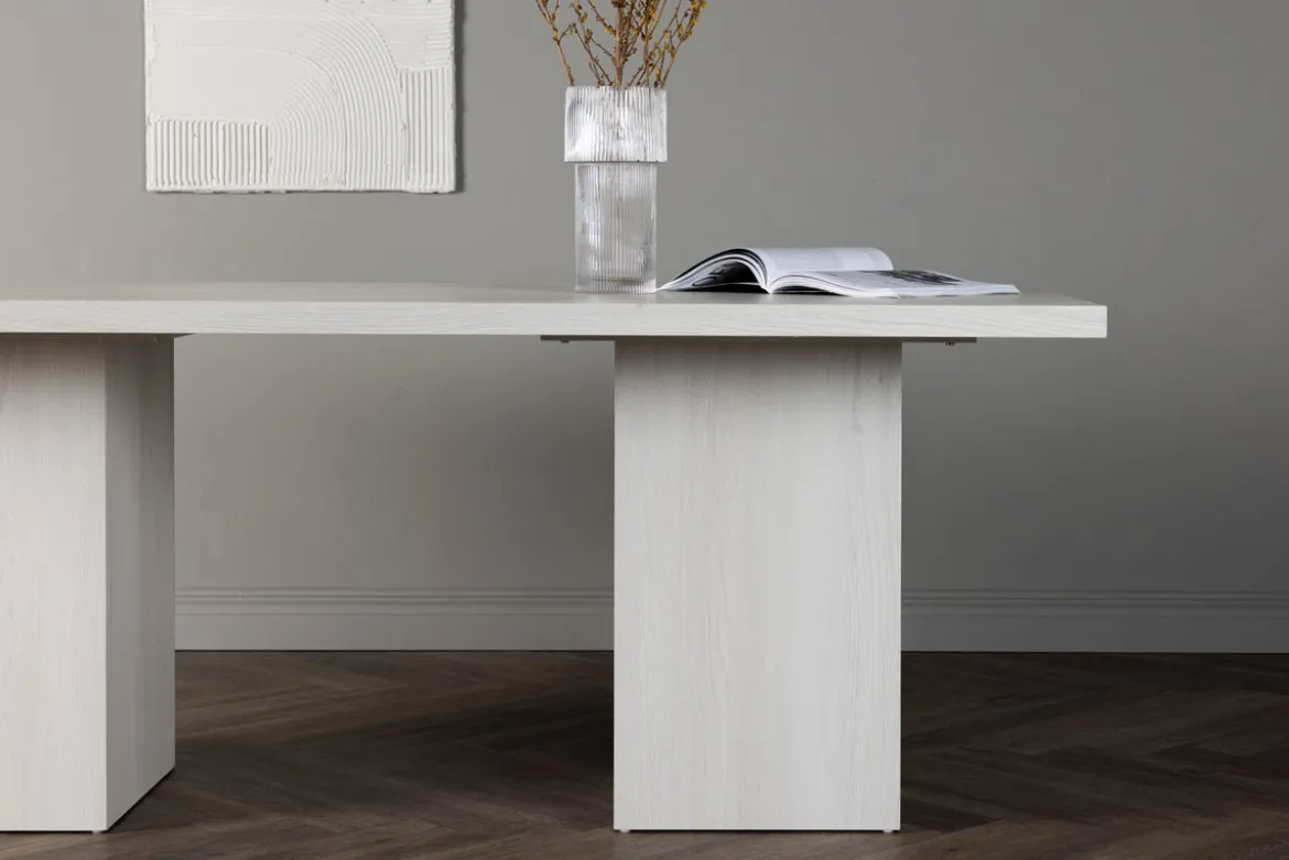 Esstisch Marama - im skandinavischen, klaren und minimalistischen Design