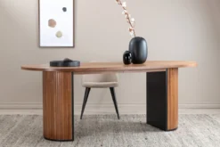 Esstisch Moani - mit robusten Gestell im gerippten Design