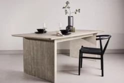 Esstisch Takahe - in beigefarbenen Marmor-Look