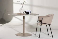 Esstisch Tullula - vereint modernes Design mit zeitloser Eleganz mit Marmoroptik