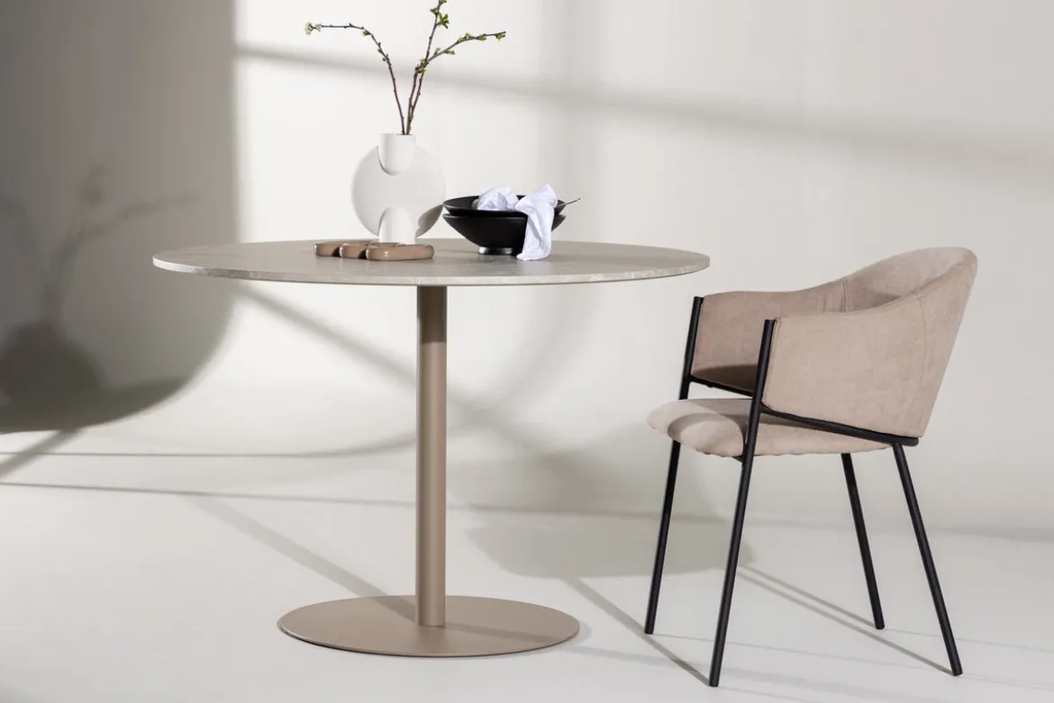 Esstisch Tullula - vereint modernes Design mit zeitloser Eleganz mit Marmoroptik