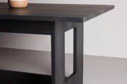 Esstisch Tully - ein rechteckiger Esstisch in elegantem Schwarz