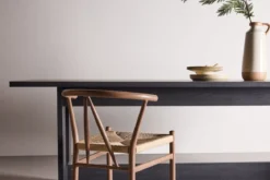Esstisch Tully - ein rechteckiger Esstisch in elegantem Schwarz