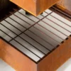 Feuerkorb Elias - quadratischer Kamin in Rusty Orange