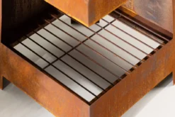 Feuerkorb Elias - quadratischer Kamin in Rusty Orange