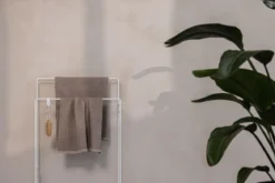 Garderobe/Handtuchhalter Delaya – Minimalistisches Design aus Metall