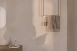 Garderobe/Handtuchhalter Tensi – Minimalistisches Design zur Deckenmontage