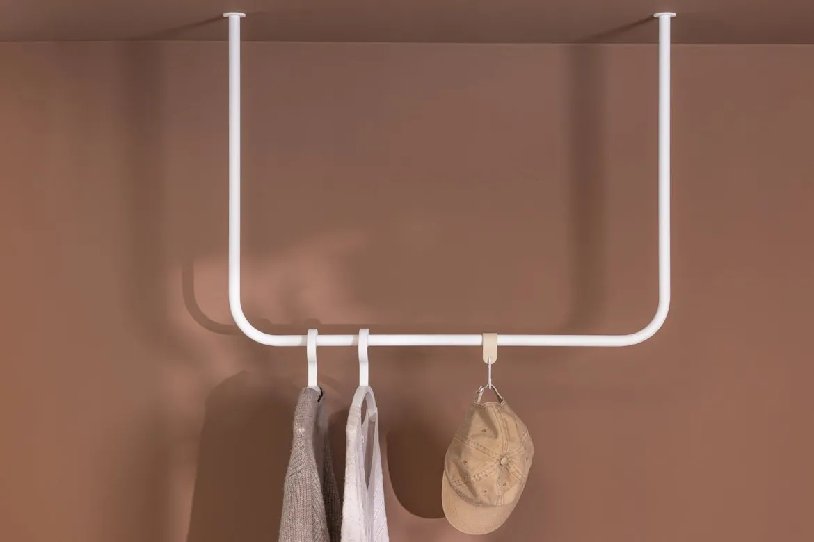 Garderobe/Kleiderstange Enio – Abgerundetes Design mit Deckenmontage