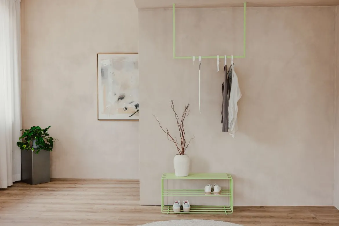 Garderobe/Kleiderstange Rubi – Hängendes Design aus Stahl