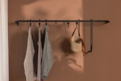 Garderobe Tamina – Minimalistisches Design mit flexibler Montage