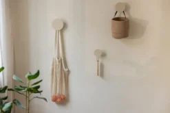 Garderobe/Wandhaken Lou – Minimalistisches Design-Statement aus Metall
